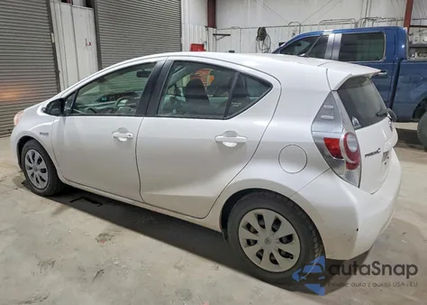 2012 Toyota Prius C z USA, uszkodzony, nr VIN JTDKDTB34C1508301